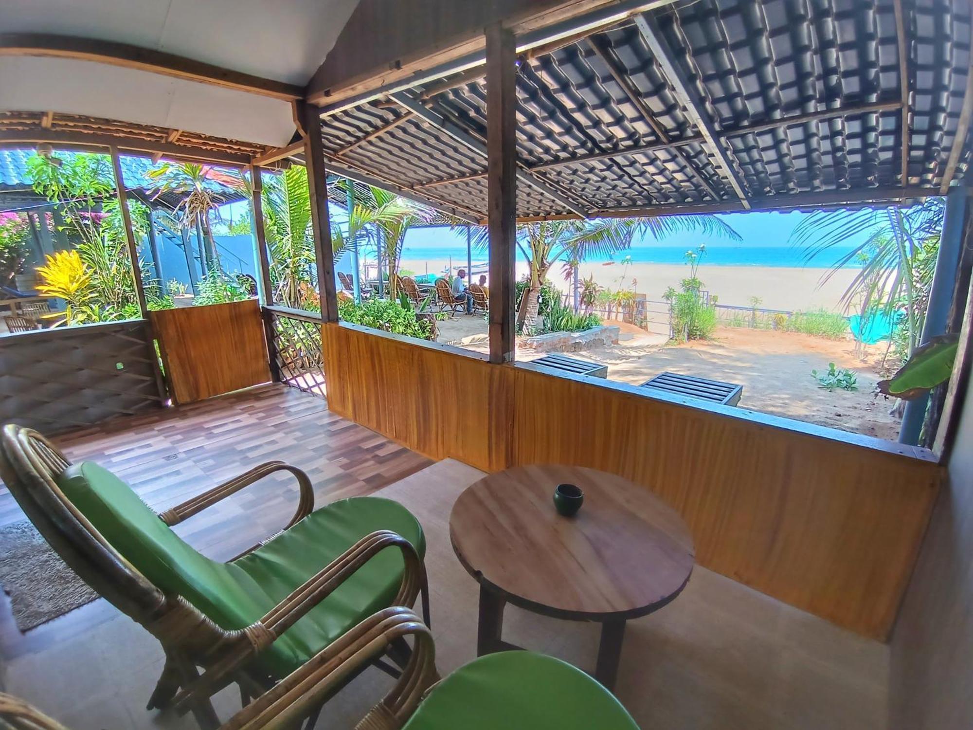 Monsoon Hotel อากอนดา ภายนอก รูปภาพ